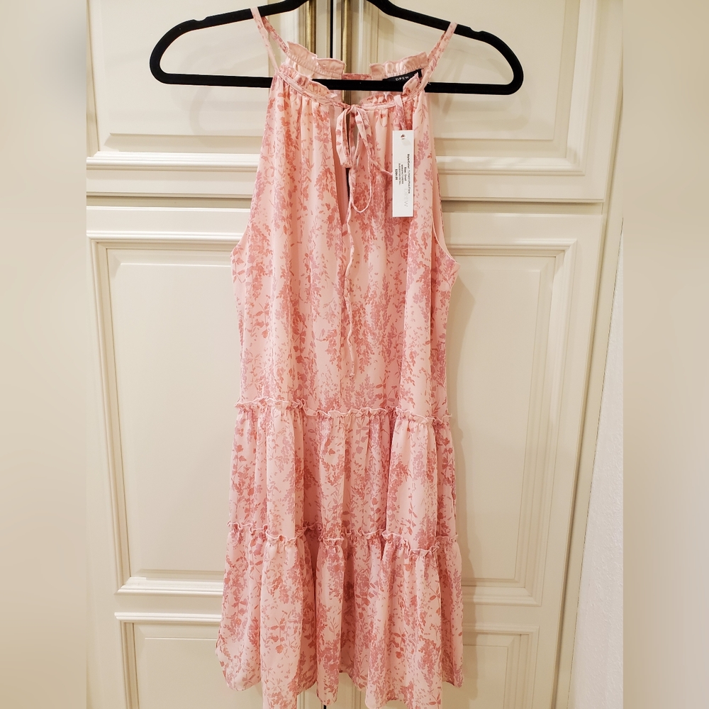 Drew Women's Floral Ruffle Chiffon Halter Dress Pink Color / Size S NWT
